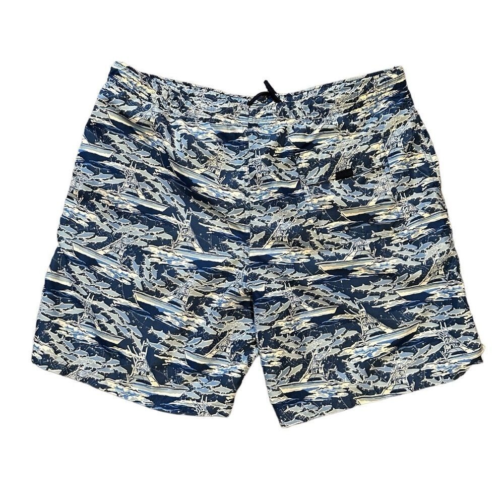 Vineyard Vines Swim Trunks M Blue Shark Boat Print Chappy Shorts Fishing‎ Beach